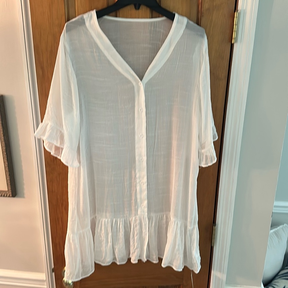 Beach cover up white